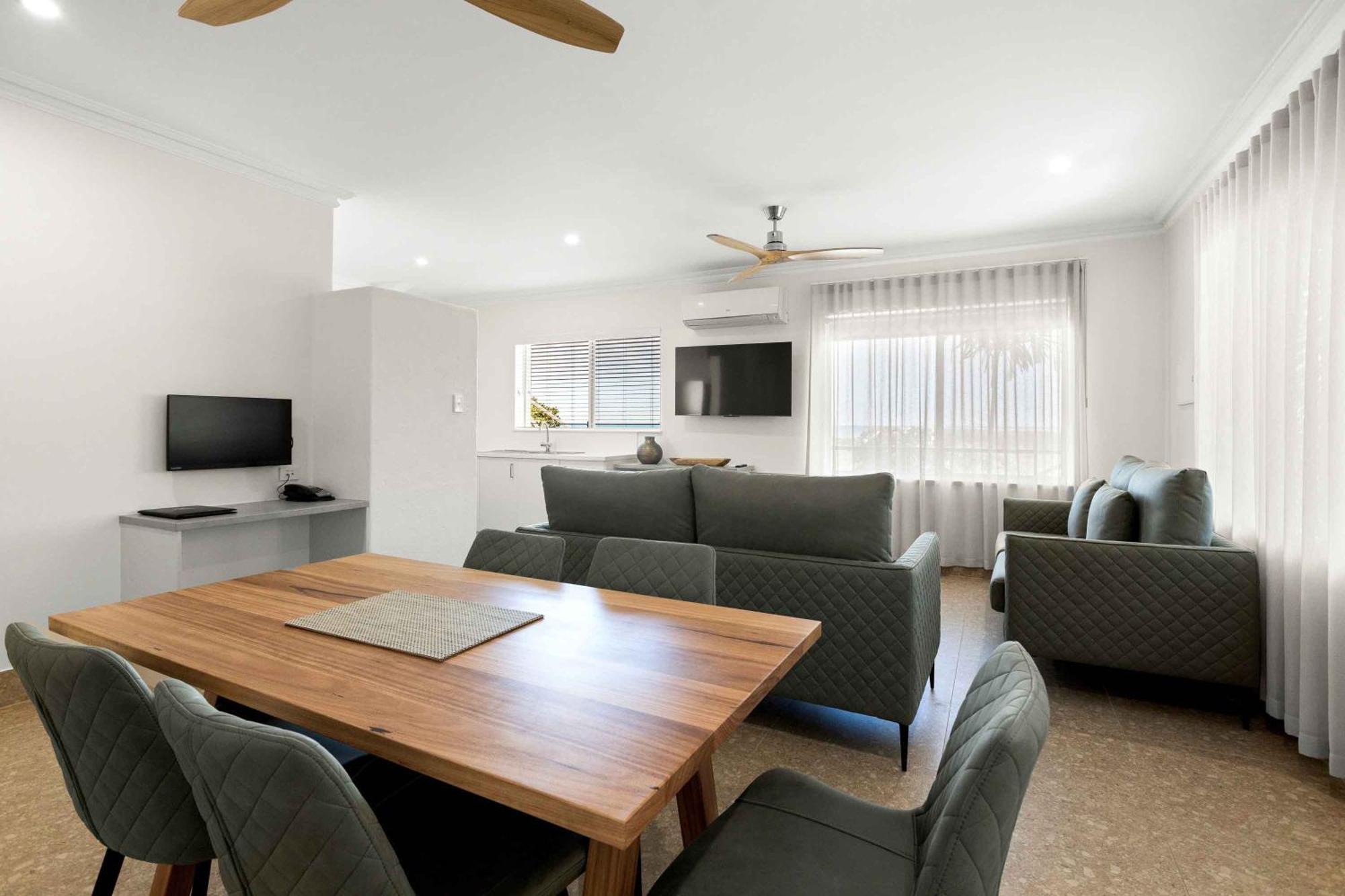 Moonlight Bay Suites Broome Esterno foto