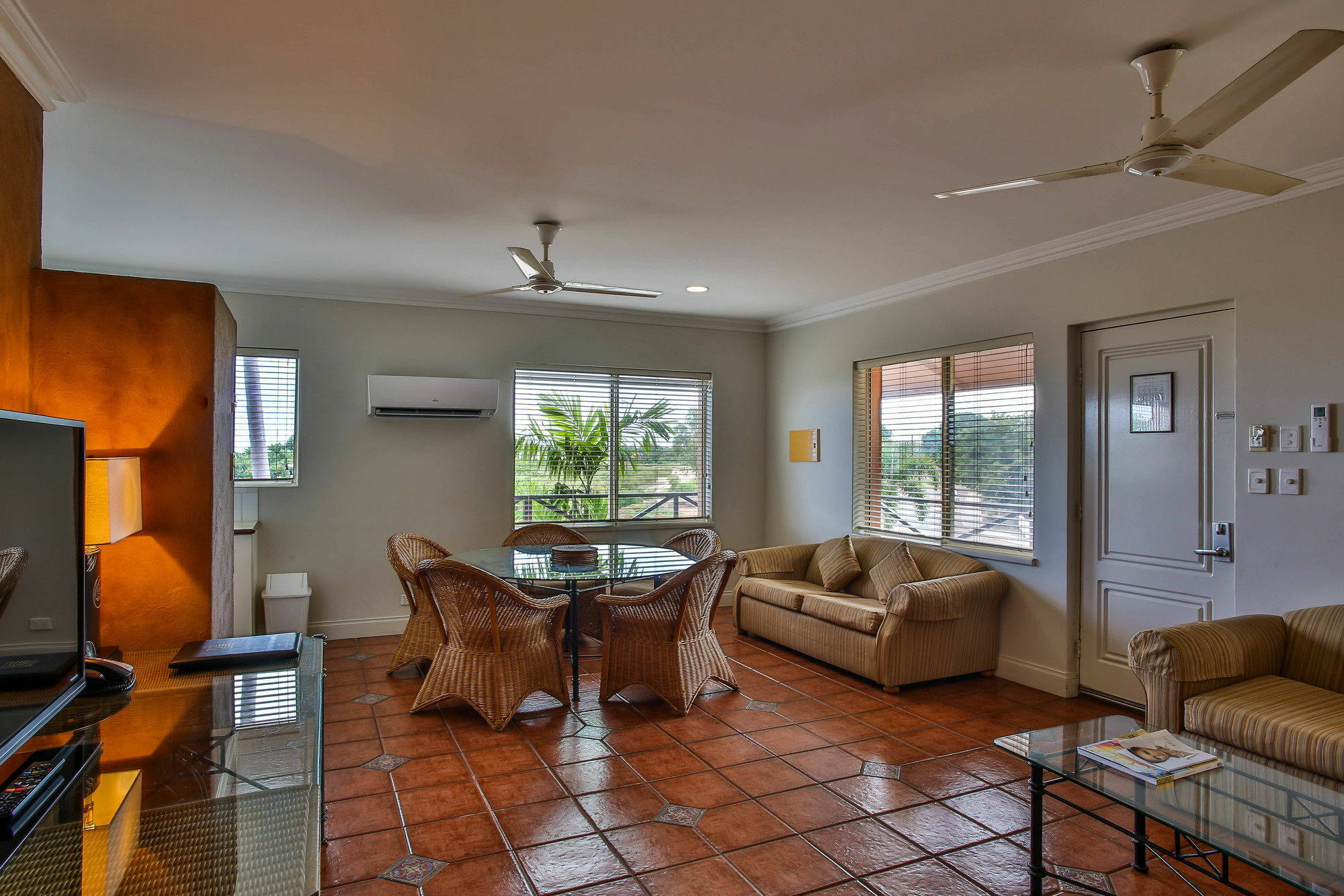 Moonlight Bay Suites Broome Esterno foto