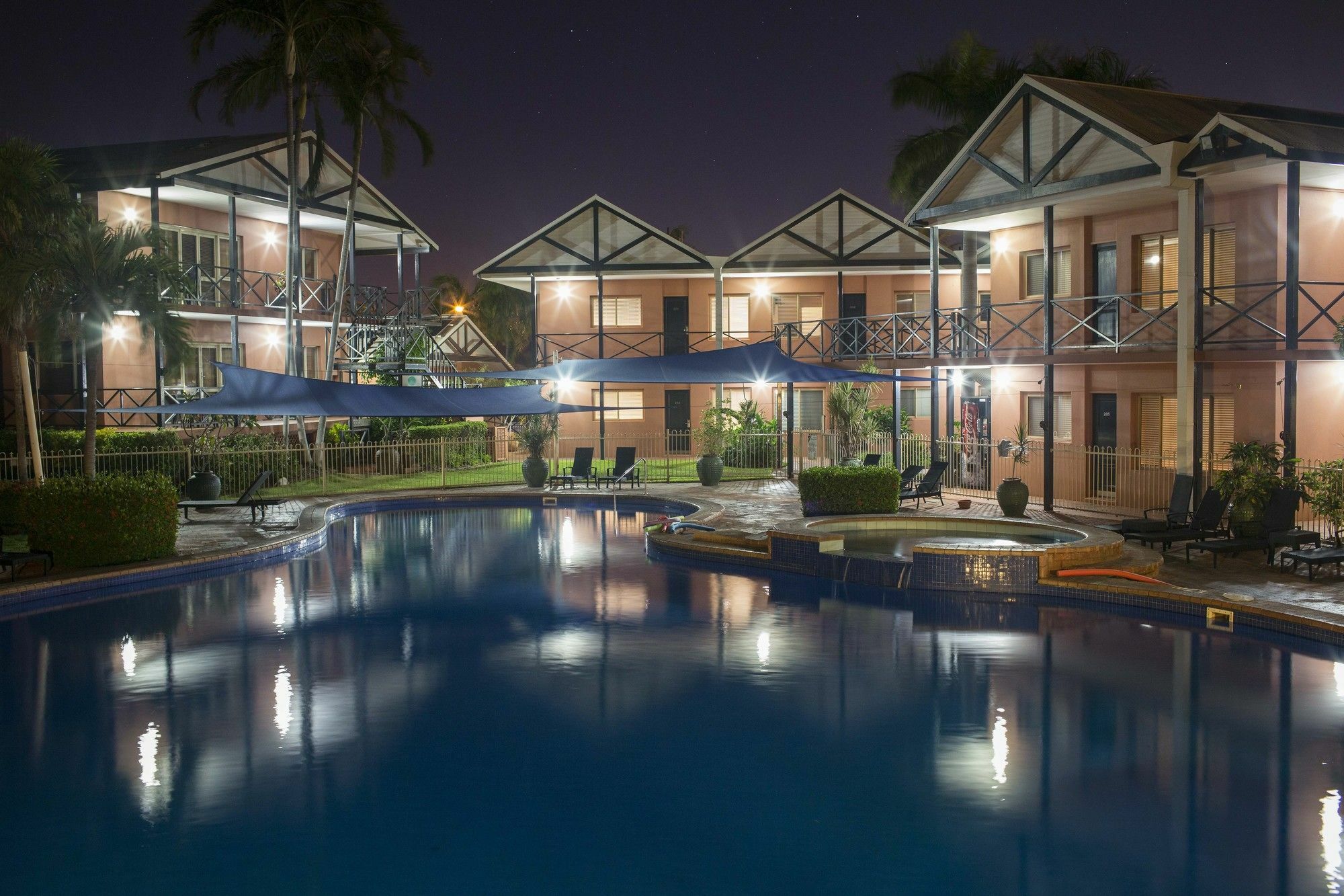 Moonlight Bay Suites Broome Esterno foto